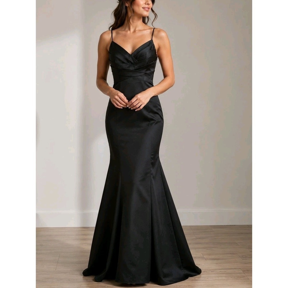 David's Bridal Black Satin Trumpet Maxi Gown Spaghetti Strap Size 6 NWT
